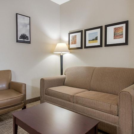 Comfort Suites Lafayette University Area מראה חיצוני תמונה