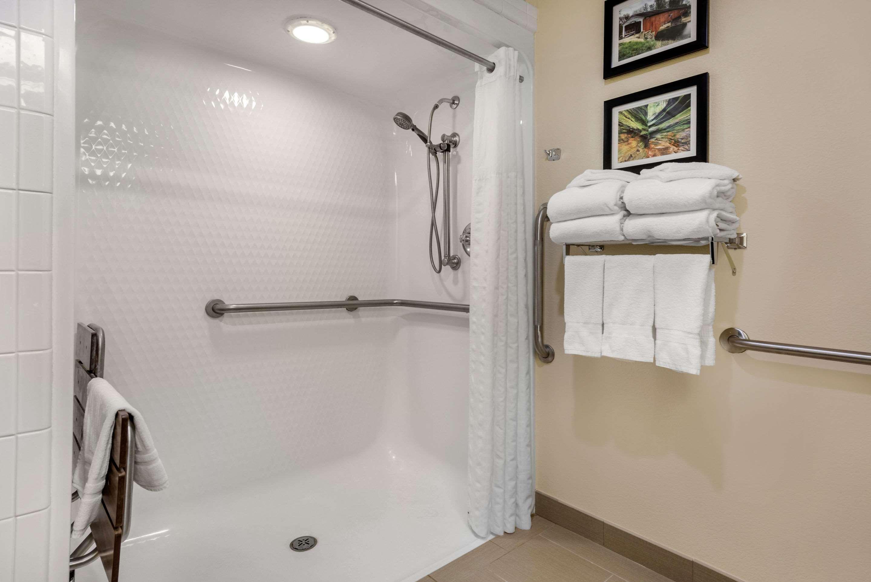 Comfort Suites Lafayette University Area מראה חיצוני תמונה