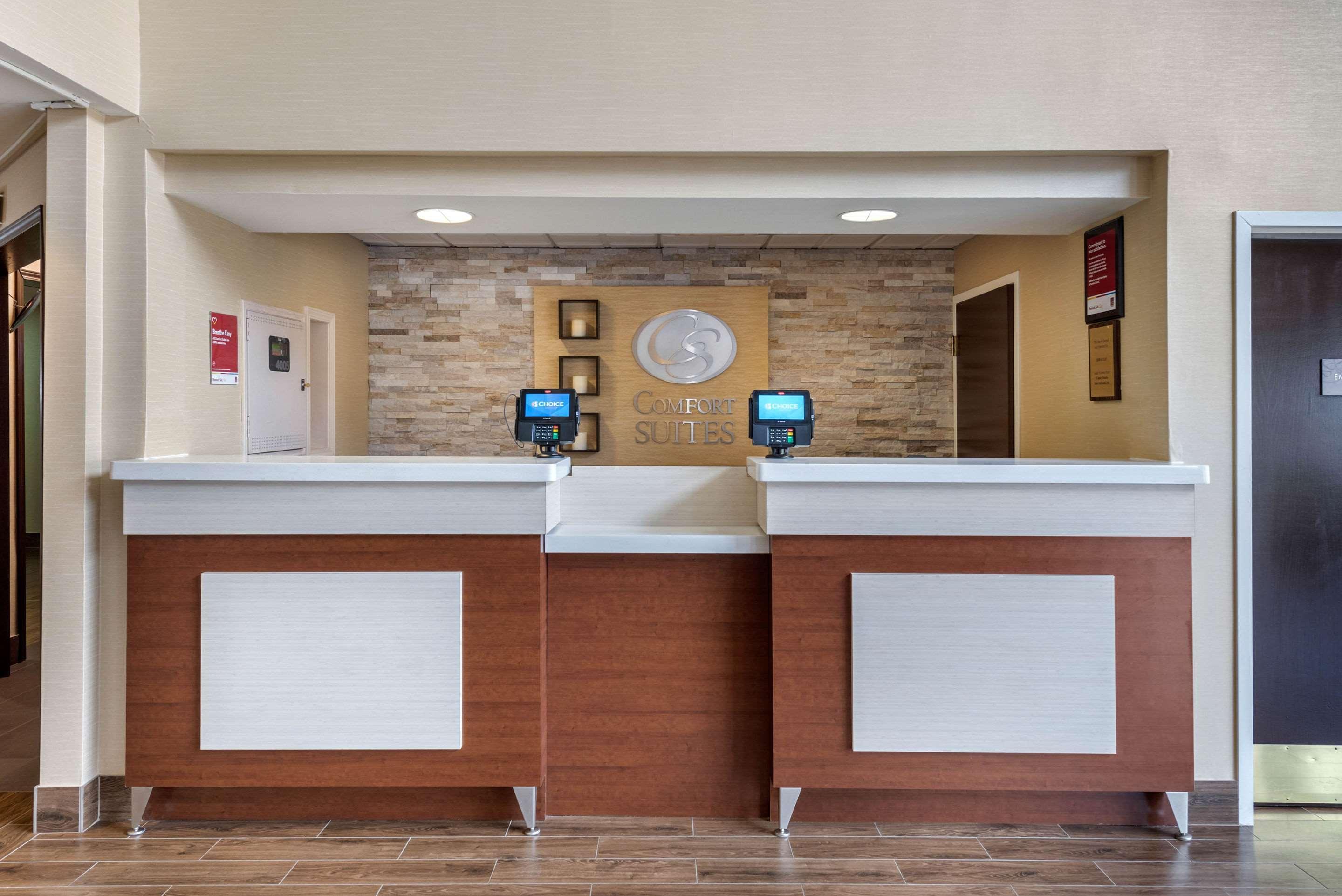 Comfort Suites Lafayette University Area מראה חיצוני תמונה